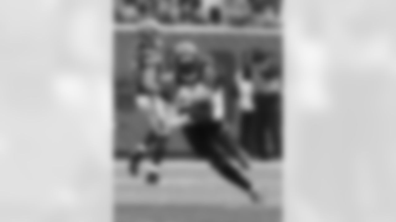 2015 stats: 77 total tackles (52 solo), 8 interceptions, 14 passes defensedCareer stats: 648 total tackles (482 solo), 6.5 sacks, 30 interceptions (1 touchdown), 82 passes defensed, 8 forced fumbles, 9 NFL seasons