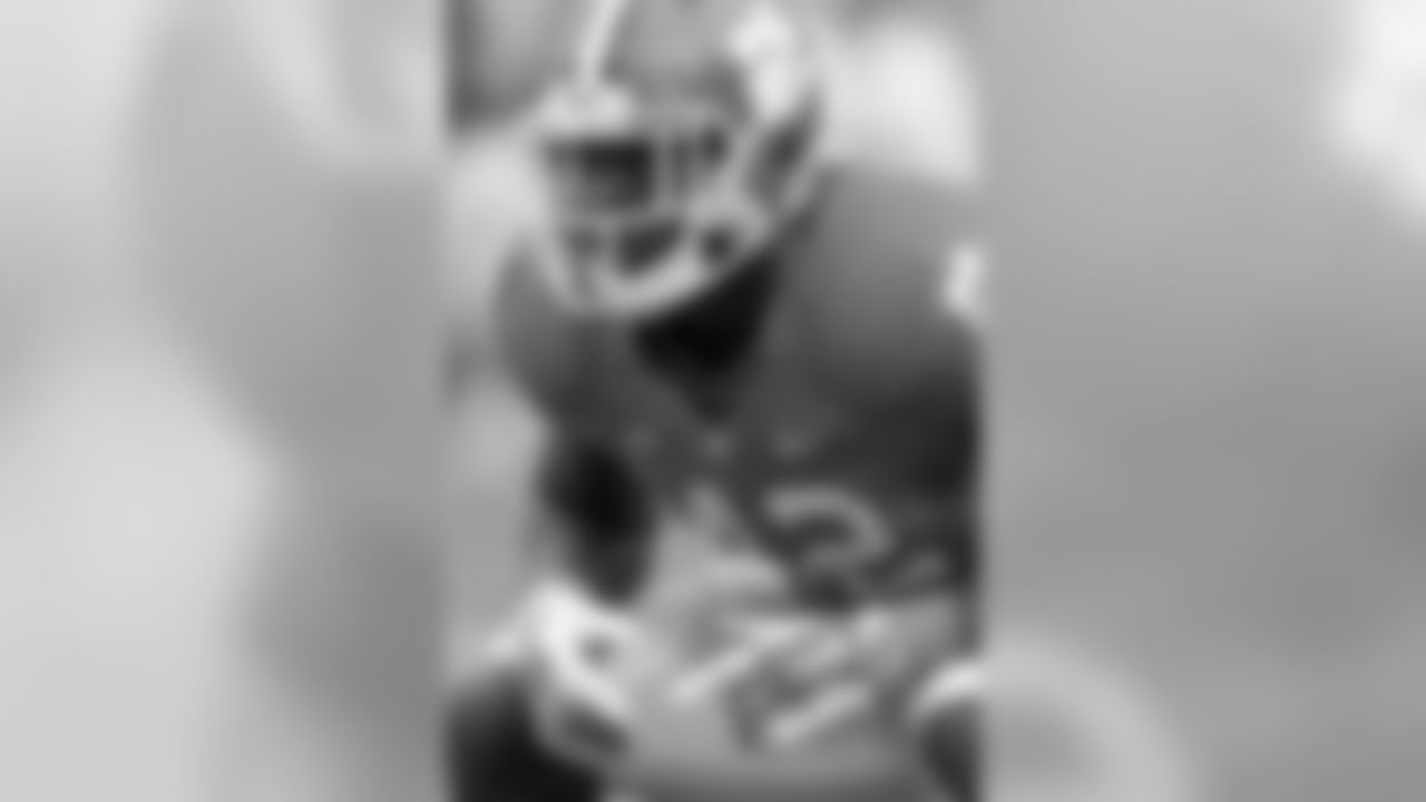 Clemson's Stephone Anthony warms up before a game against North Carolina.
