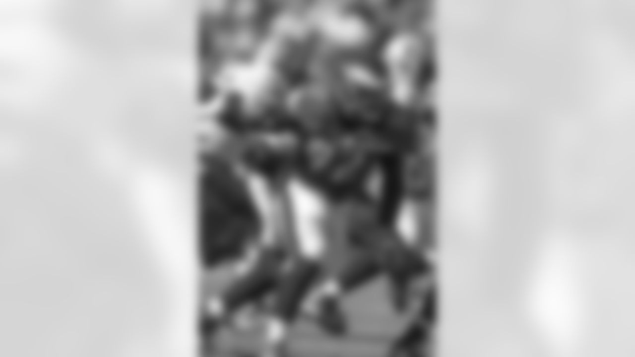 2015 stats: 33 total tackles (17 solo), 1.0 sack, 1 pass defensedCareer stats: 171 total tackles (119 solo), 4.0 sacks, 1 safety, 5 passes defensed, 1 forced fumble, 5 NFL seasons