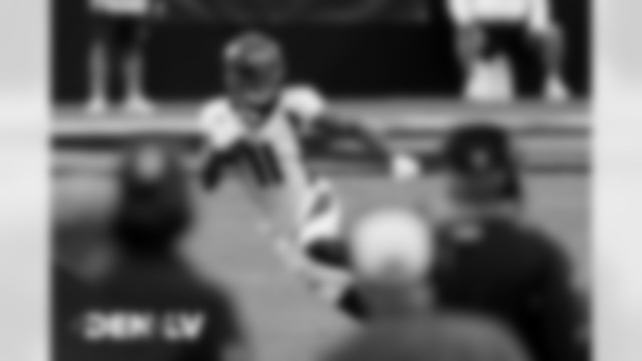 Diontae Spencer during the first half of the Broncos' Week 10 game against the Las Vegas Raiders at Allegiant Stadium in Las Vegas, Nevada. (Photo by Zak Krill)