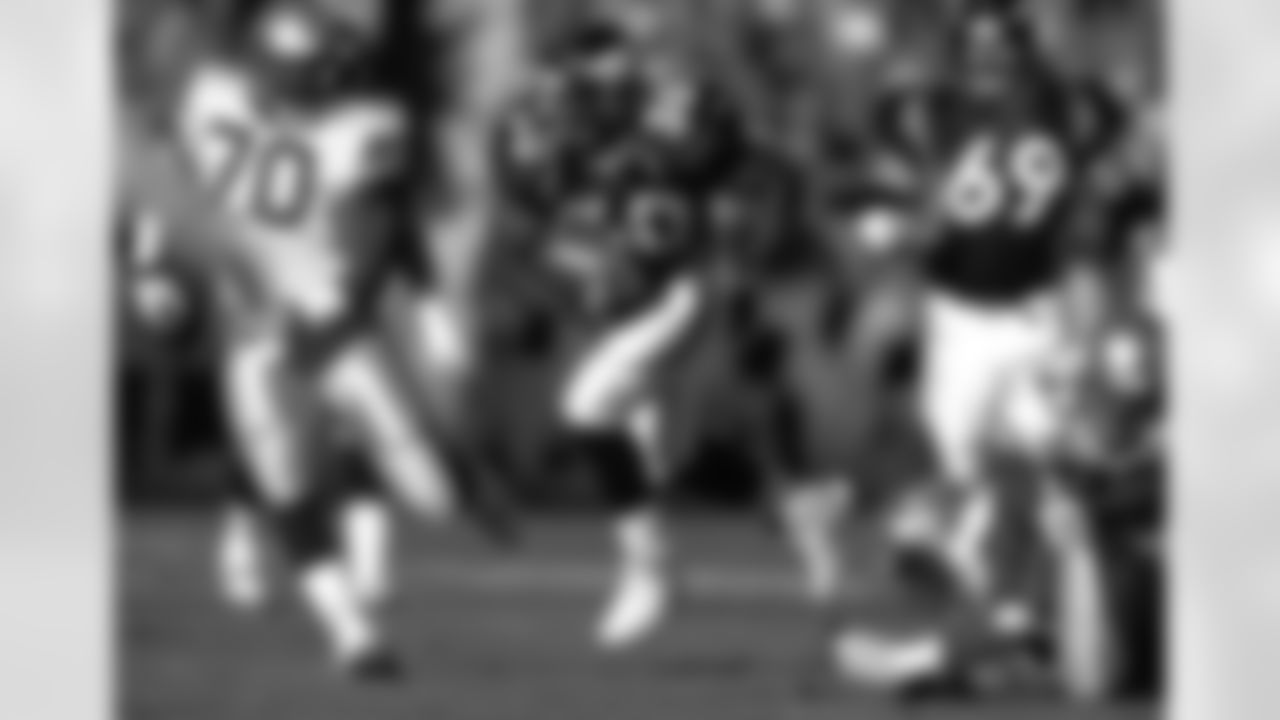 Dec. 27, 1998: Broncos 28, Seahawks 21