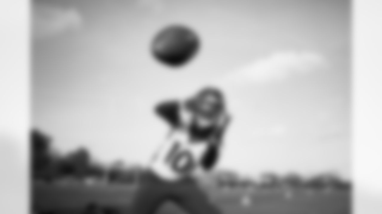 Jerry Jeudy during the Broncos' week of practice at Harrow School in London, England in the United Kingdom. This image is part of the Broncos' film series documenting the team's trip to London. (Photo by Gabriel Christus)