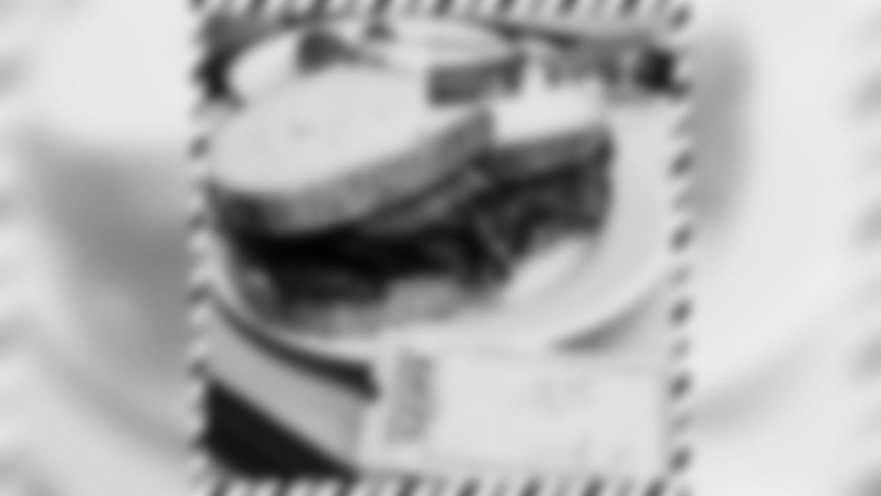 http://www.denverbroncos.com/news-and-blogs/article-1/Super-Bowl-Postcards-Dont-Lose-Your-Ticket/86f24dba-2a31-46c3-9785-4ad15971c97d