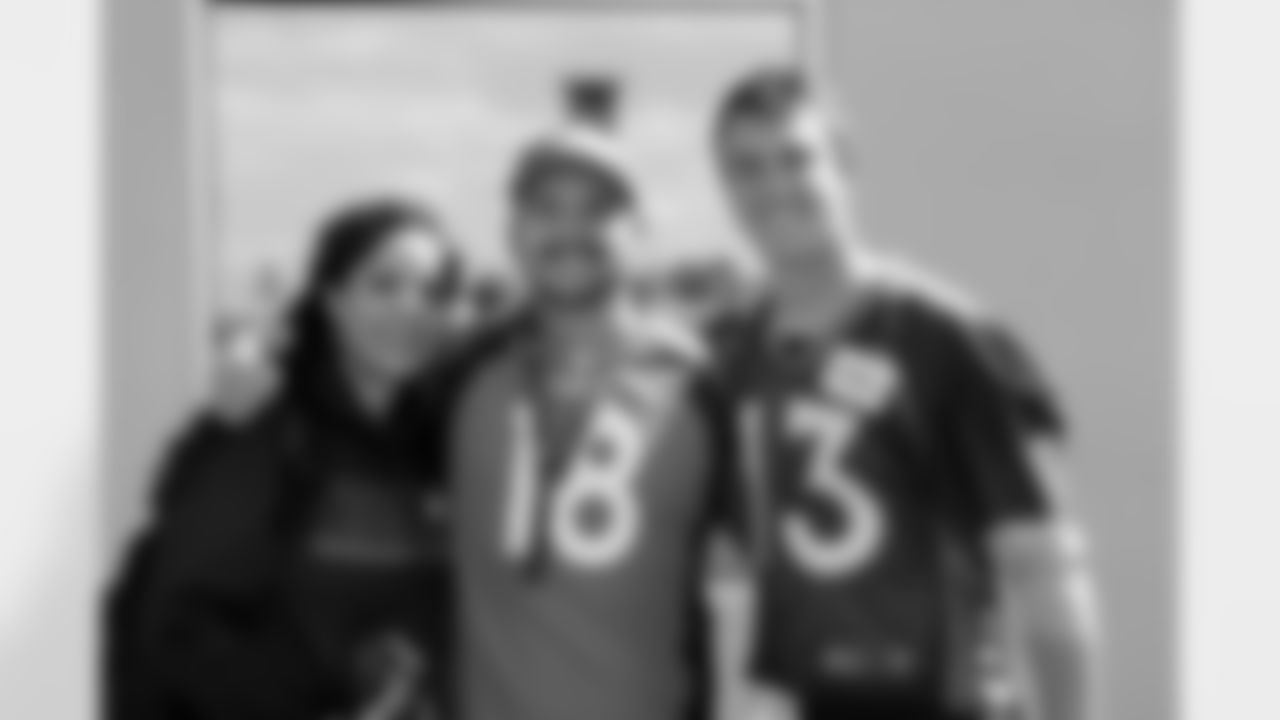 Quarterback Trevor Siemian visits with Antonio, the Broncos' Fanatico Indomable. Antonio, a super fan from Mexico, got to visit with Broncos players and coaches and tour UCHealth Training Center.