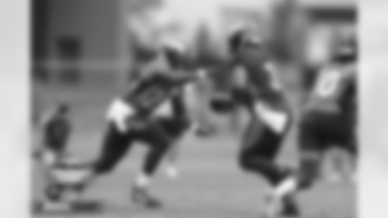 Russell Wilson and Melvin Gordon III during training camp on Thursday, July 28, 2022 at UCHealth Training Center in Englewood, Englewood.
Photo by Gabriel Christus/Denver Broncos