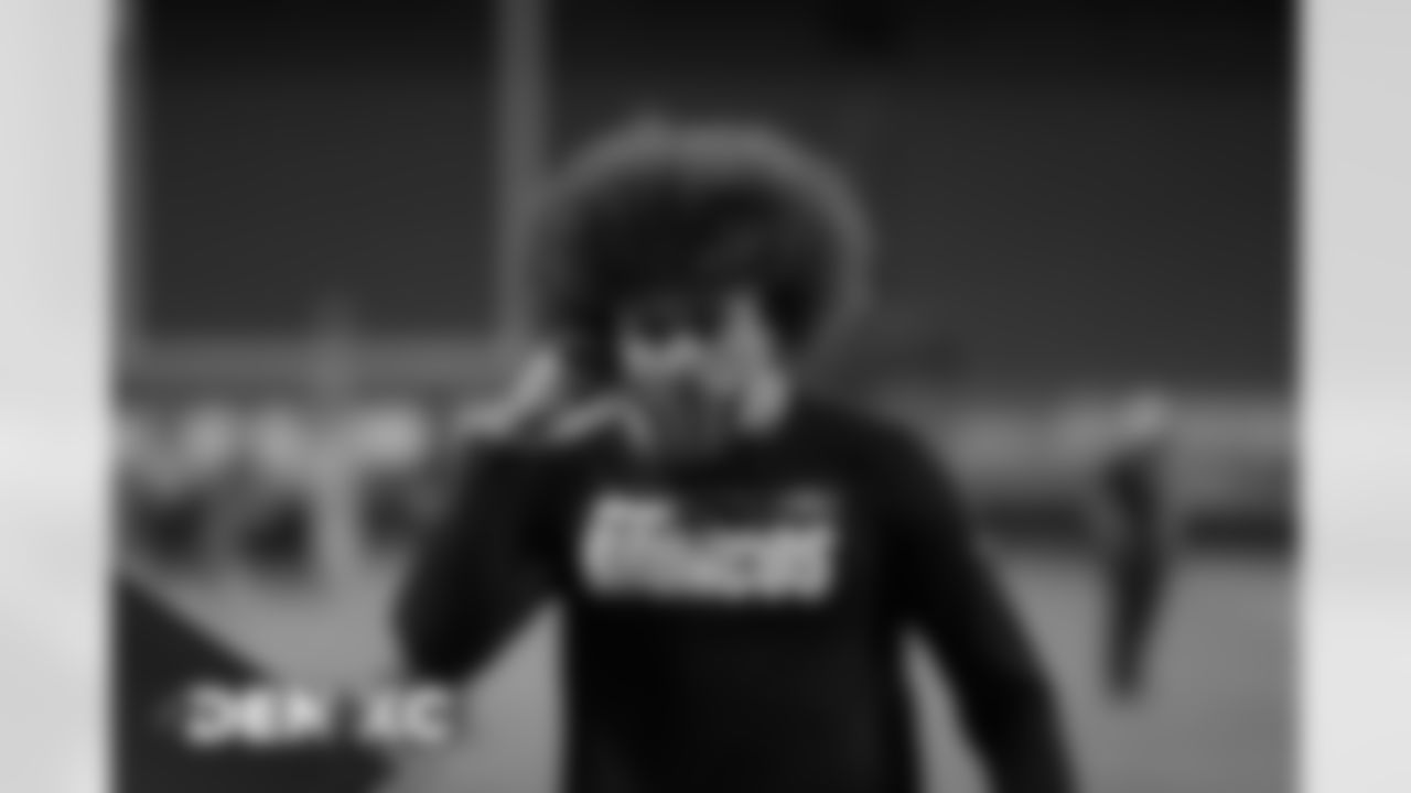 Phillip Lindsay before the Broncos' Week 13 game against the Kansas City Chiefs at Arrowhead Stadium in Kansas City, Missouri. (Photo by Gabriel Christus)