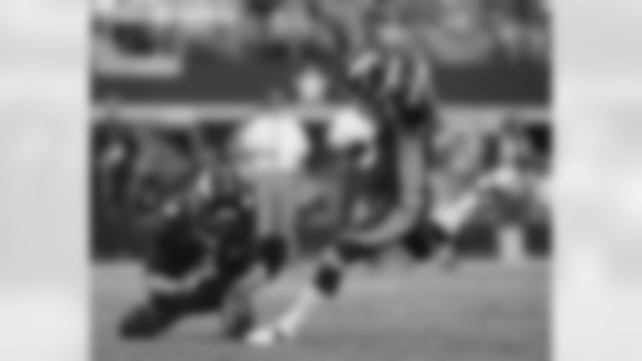Career Pro Bowl Selections: 1