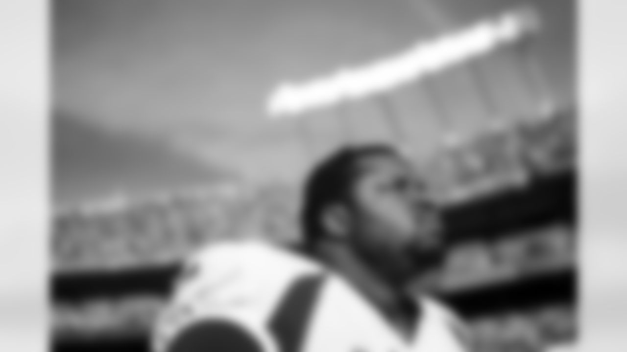Cameron Fleming before the Broncos' Week 17 game against the Kansas City Chiefs at GEHA Field at Arrowhead Stadium in Kansas City, Missouri on January 1, 2023. Photo by Ben Swanson