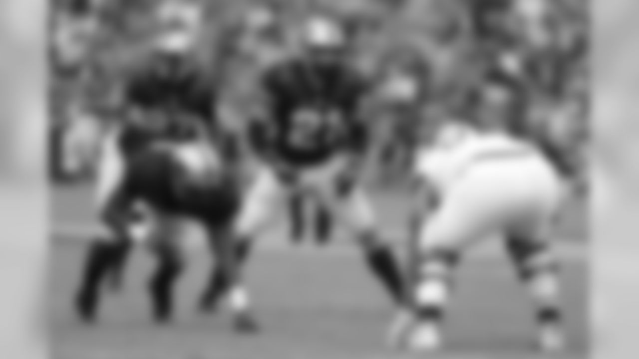 NFL.com bio: "… He started all 13 games as a junior and led his squad with 115 tackles (nine for loss, 5.5 sacks, one interception). …"
(AP Photo/Michael Conroy)