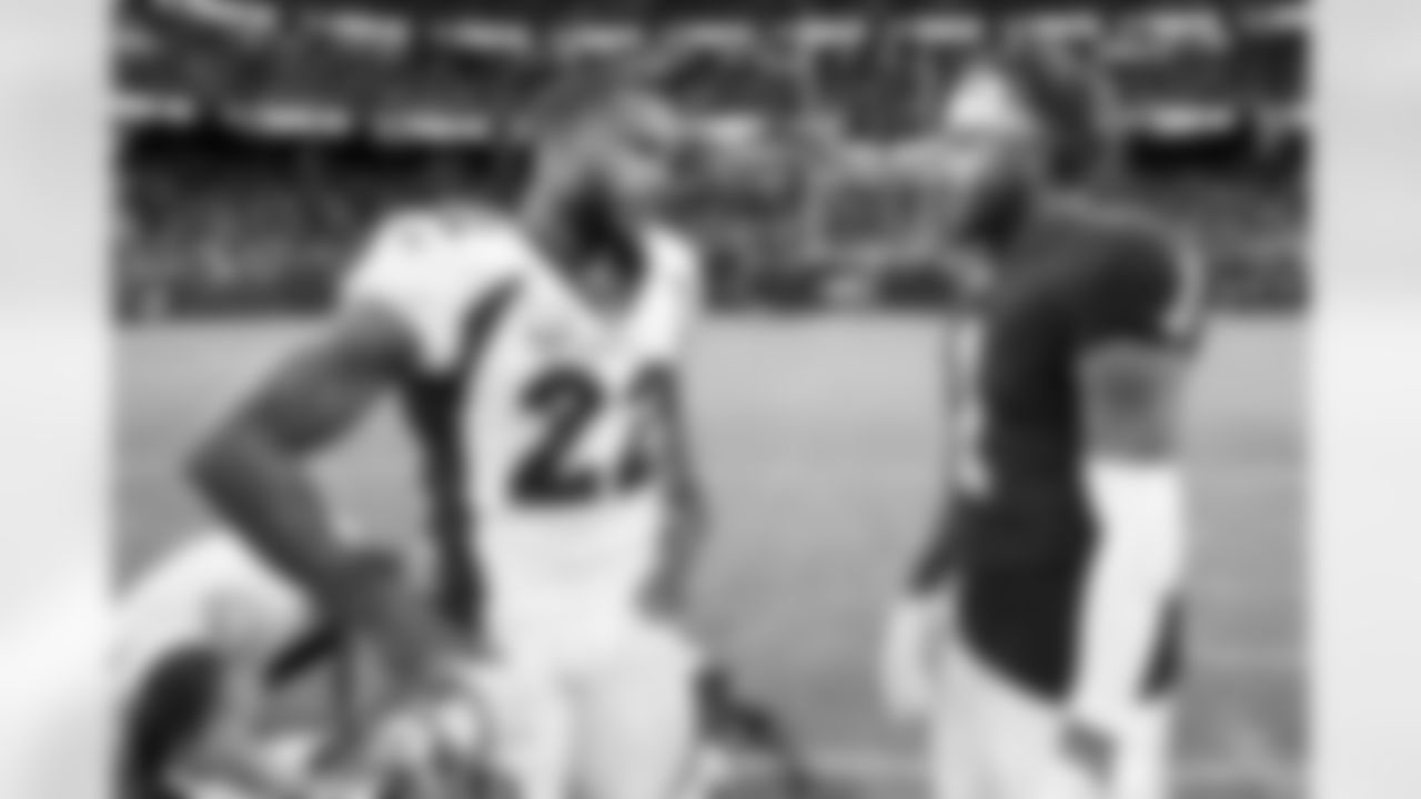 Kareem Jackson during the Broncos' Week 16 game against the Las Vegas Raiders at Allegiant Stadium in Las Vegas, Nevada on December 26, 2021. (Photo by Gabriel Christus)