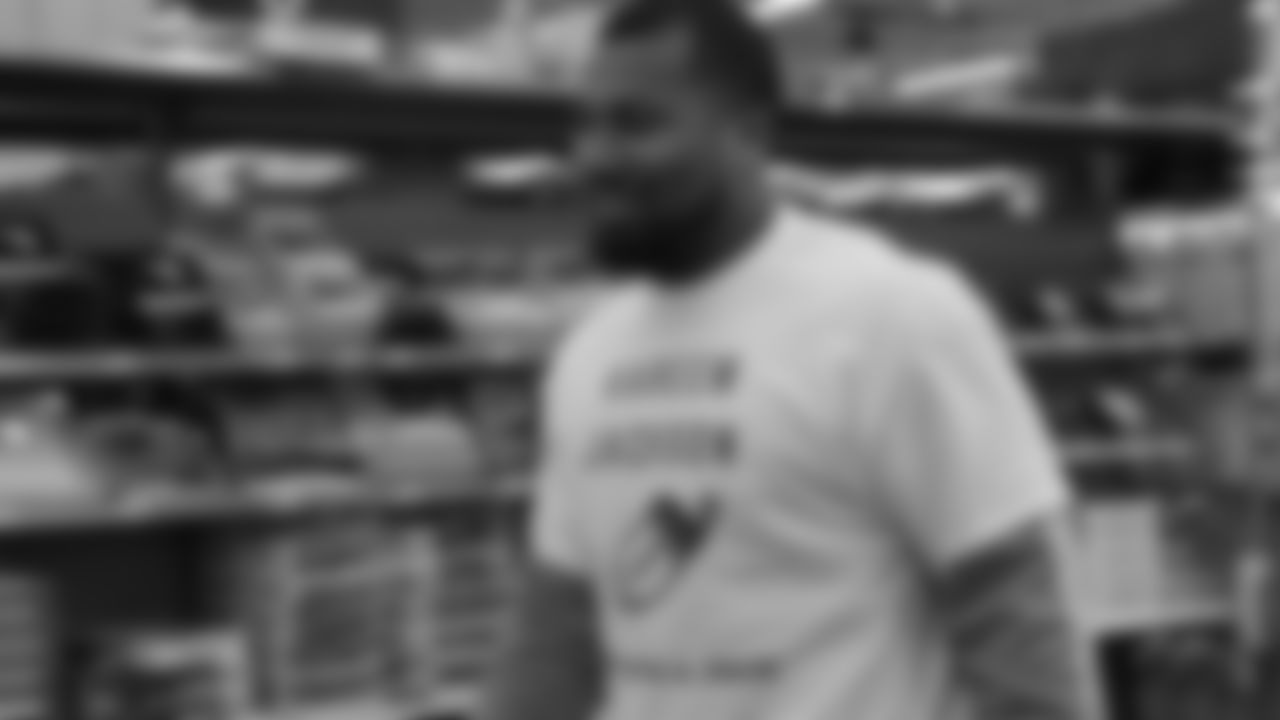 Bradley Chubb at Kareem Jackson's "Shop with a Jock" event at a local department story on December 2, 2019 (Photo by Emily Simanskis)