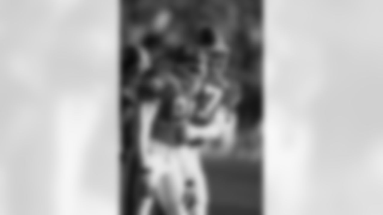 Safety Steve Atwater congratulates receiver Rod Smith after a touchdown during an October 27, 1996 win (34-7) over the Kansas City Chiefs.