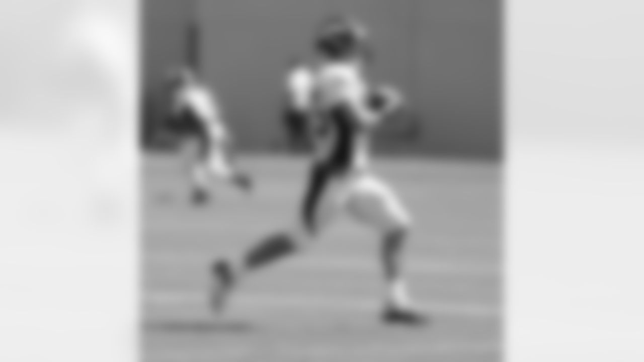 Welker turns upfield after a catch.