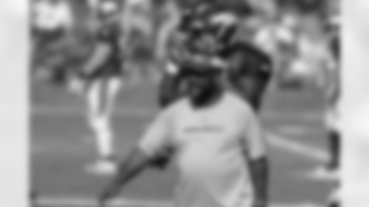 Waue Nunnely retired after 36 years of coaching football, including the last 17 seasons in the NFL.