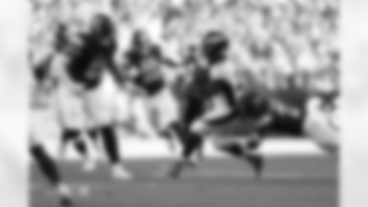 during the Broncos' Week 2 game against the Washington Commanders at Empower Field at Mile High in Denver, Colorado on September 17, 2023. Photo by Gabriel Christus / Denver Broncos