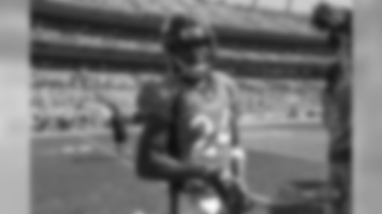 Adam Jones during pregame warmups before the Broncos' game against the Oakland Raiders at Broncos Stadium at Mile High on September 16, 2018.