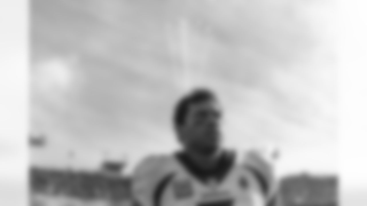 Russell Wilson on the sidelines before the Broncos' Week 13 game against the Baltimore Ravens at M&T Bank Stadium in Baltimore, Maryland on December 4, 2022. (Photo by Ben Swanson)