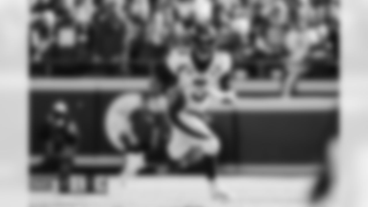 Russell Wilson during the Broncos' Week 17 game against the Kansas City Chiefs at GEHA Field at Arrowhead Stadium in Kansas City, Missouri on January 1, 2023. Photo by Joshua Gateley