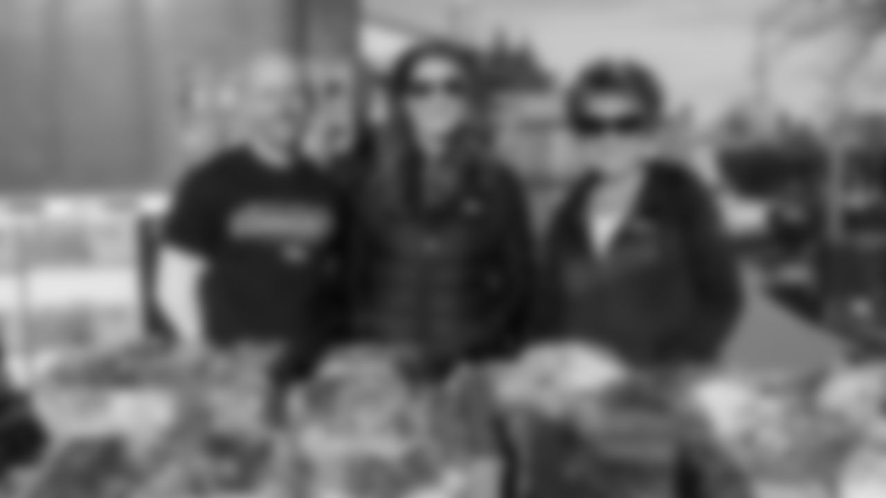 employees_community_06