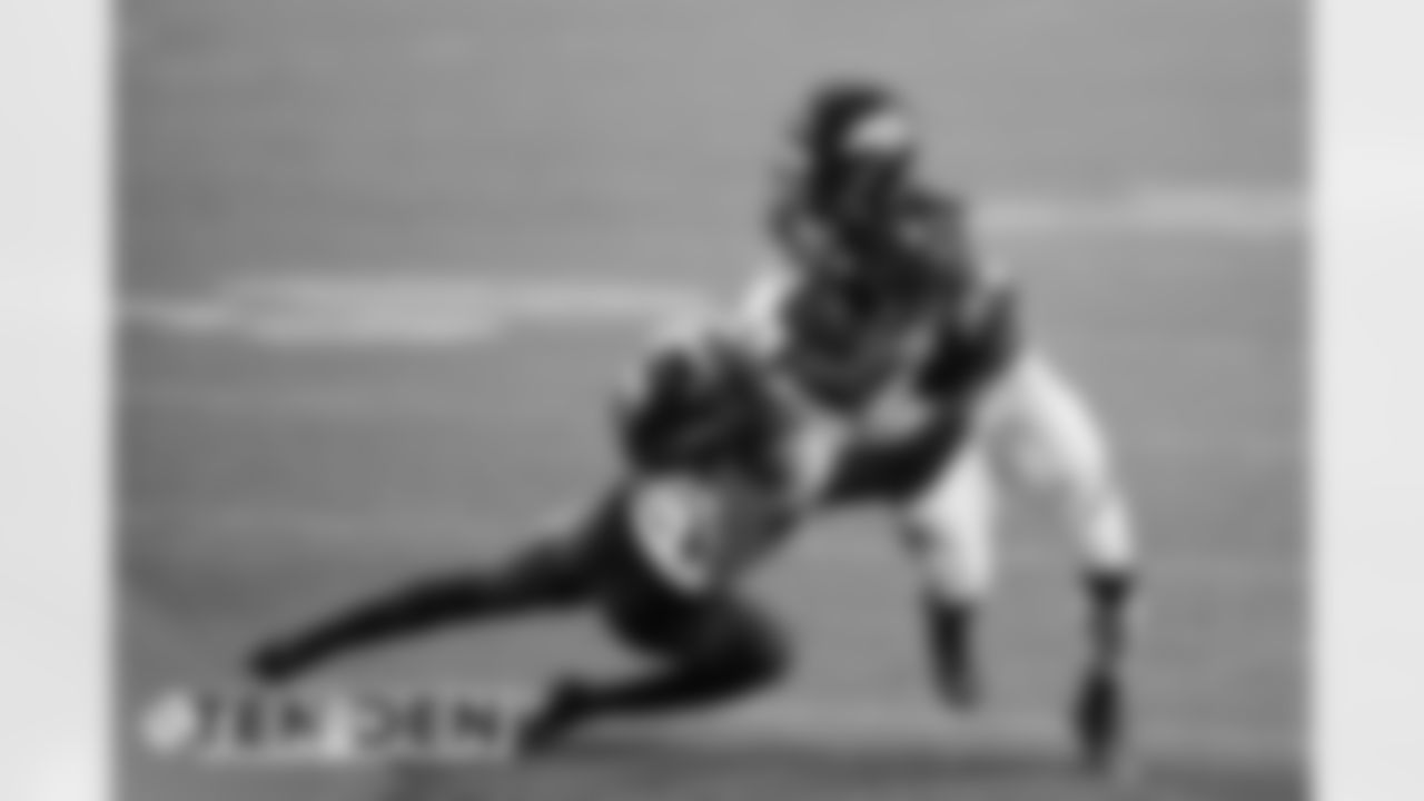 Melvin Gordon III in action during the Broncos' Week 1 game against the Tennessee Titans at Empower Field at Mile High in Denver, Colorado, on September 14, 2020. (Photo by Ben Swanson)