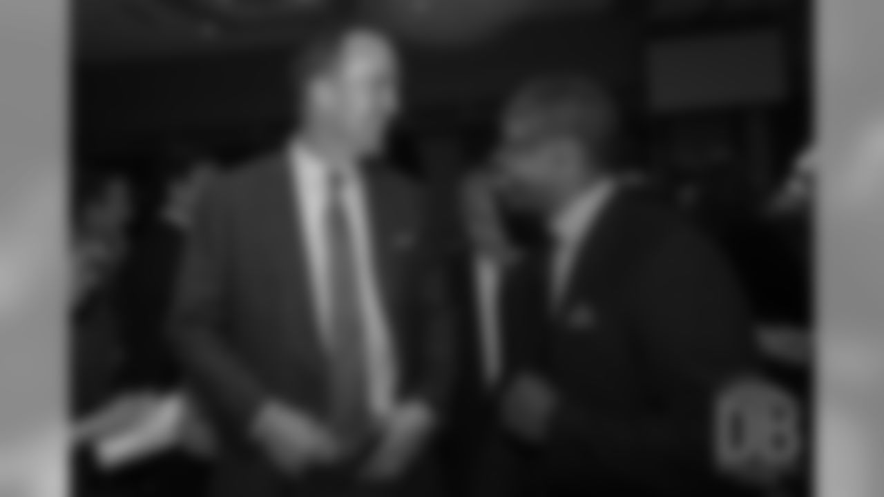 pictured: Manning and Head Coach Vance Joseph