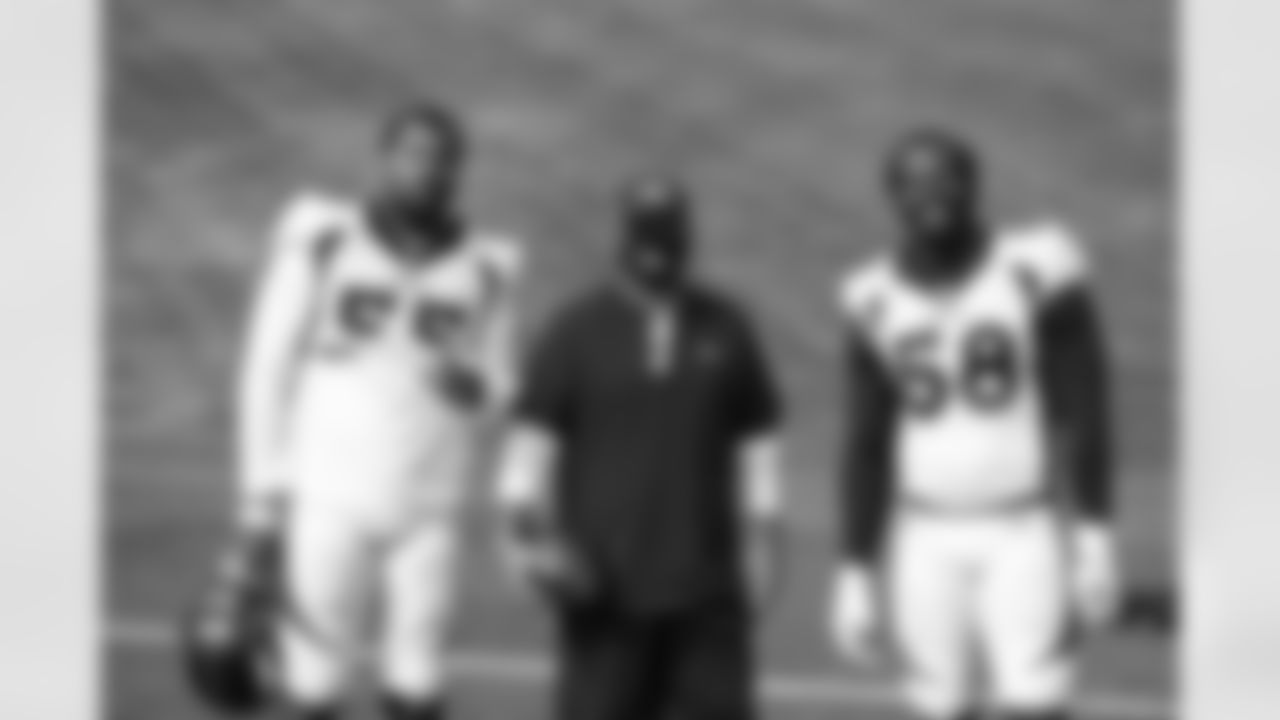 Bradley Chubb, John Pagano and Von Miller during training camp at UCHealth Training Center in Centennial, CO, August 25, 2020.
Photo by Gabriel Christus