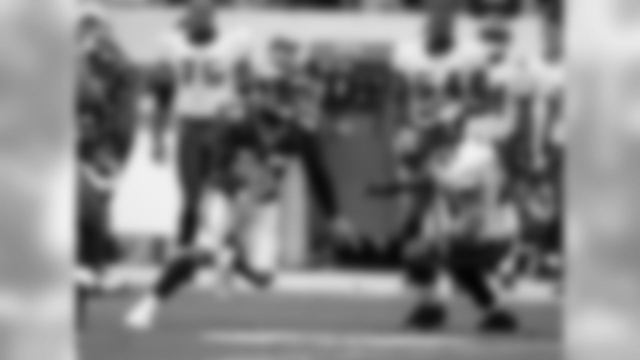 Oct. 30, 2005: Broncos 49, Eagles 21