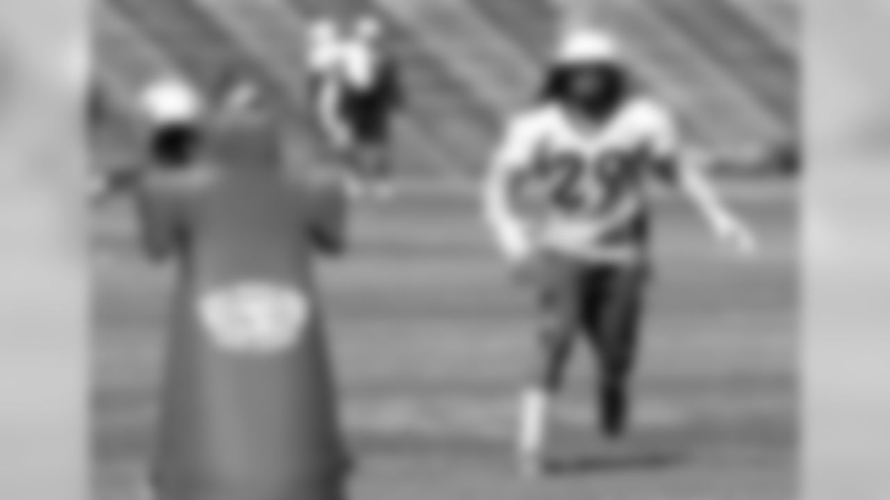 Cornerback Bradley Roby runs through drills on the second day of voluntary vet minicamp.