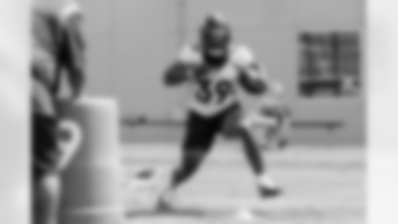Damarea Crockett during a training camp practice for early reports (rookies, quarterbacks and select veterans) at UCHealth Training Center on July 25, 2021. (Photo by Ben Swanson)