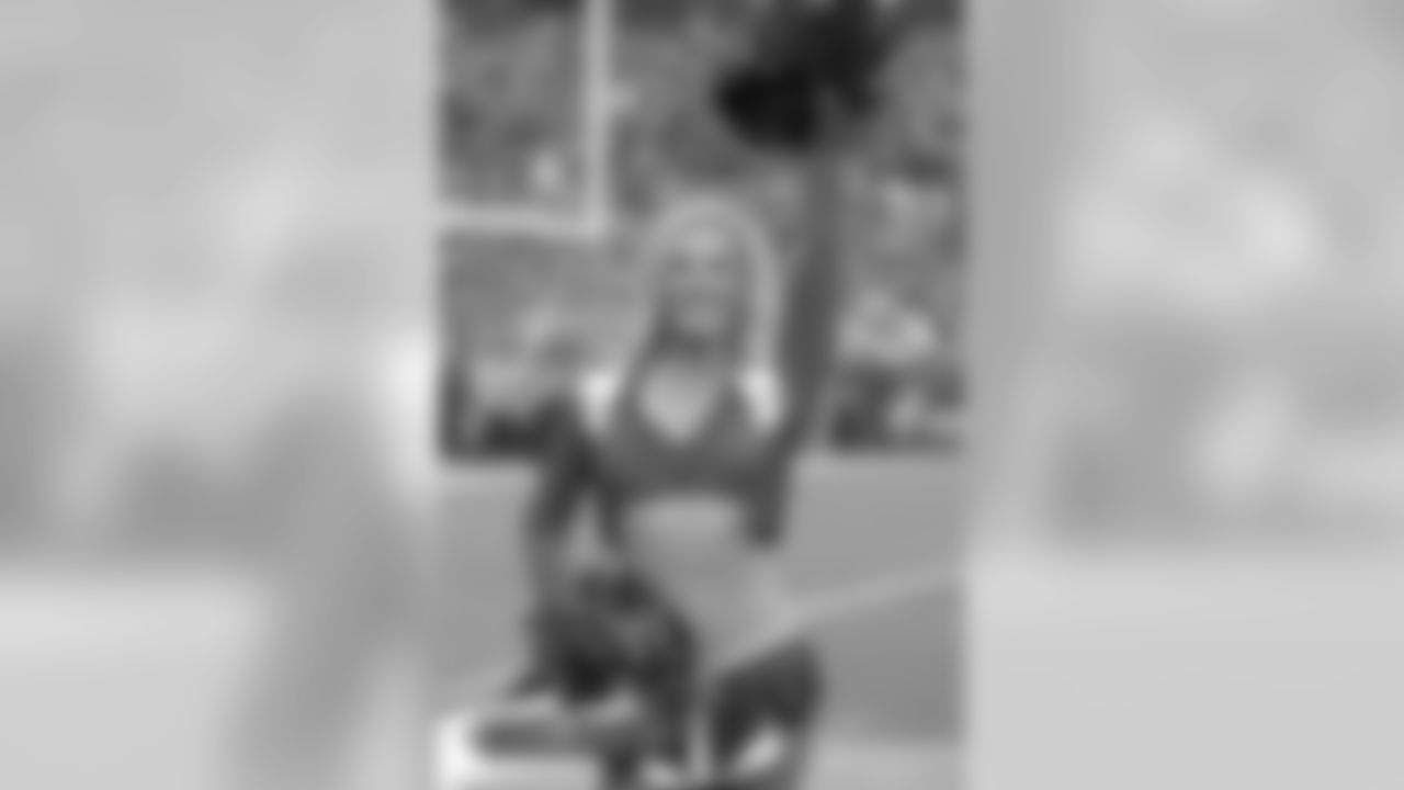 Caitlynn Denver Broncos, Cheerleaders, DBC, 2019