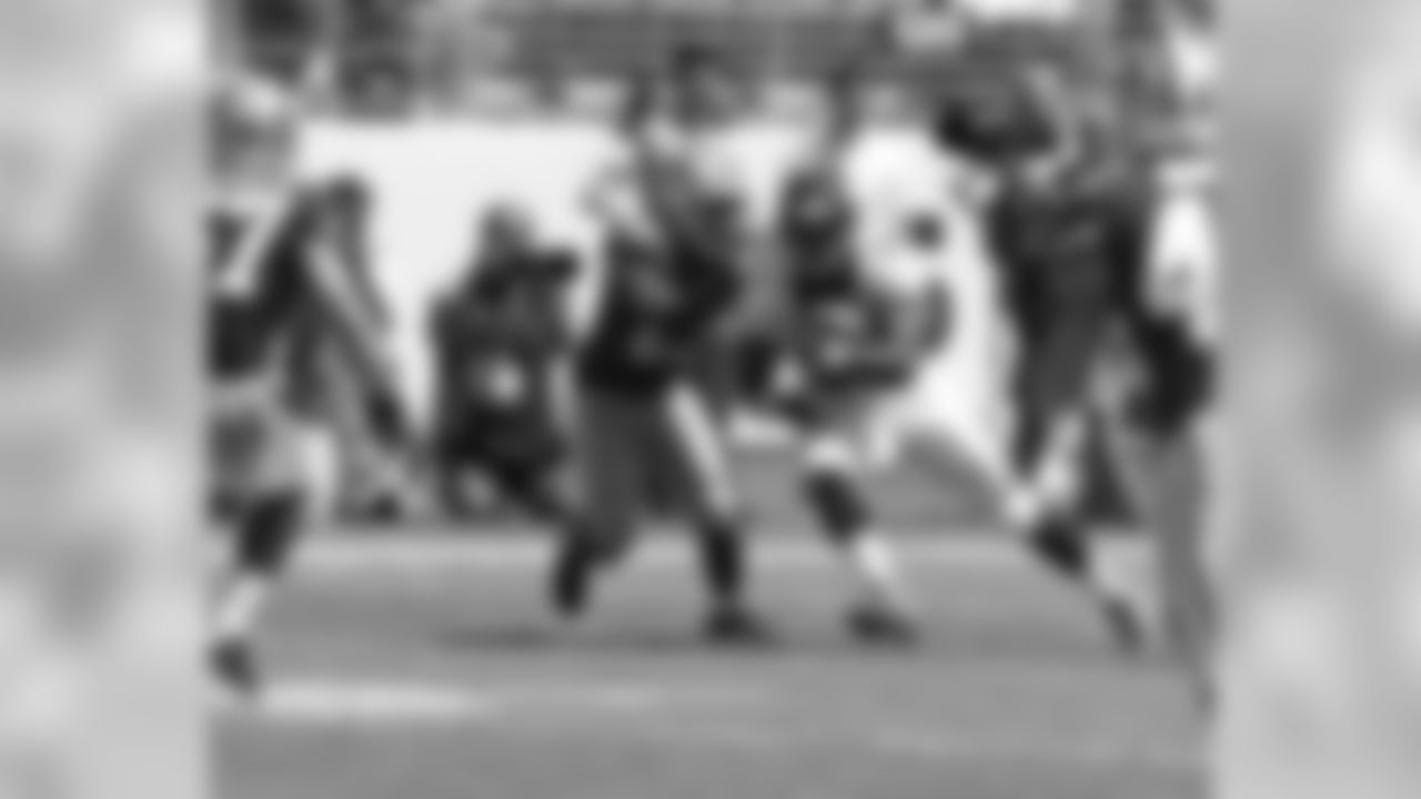 RB C.J. Anderson and 49ers DB Jimmie Ward