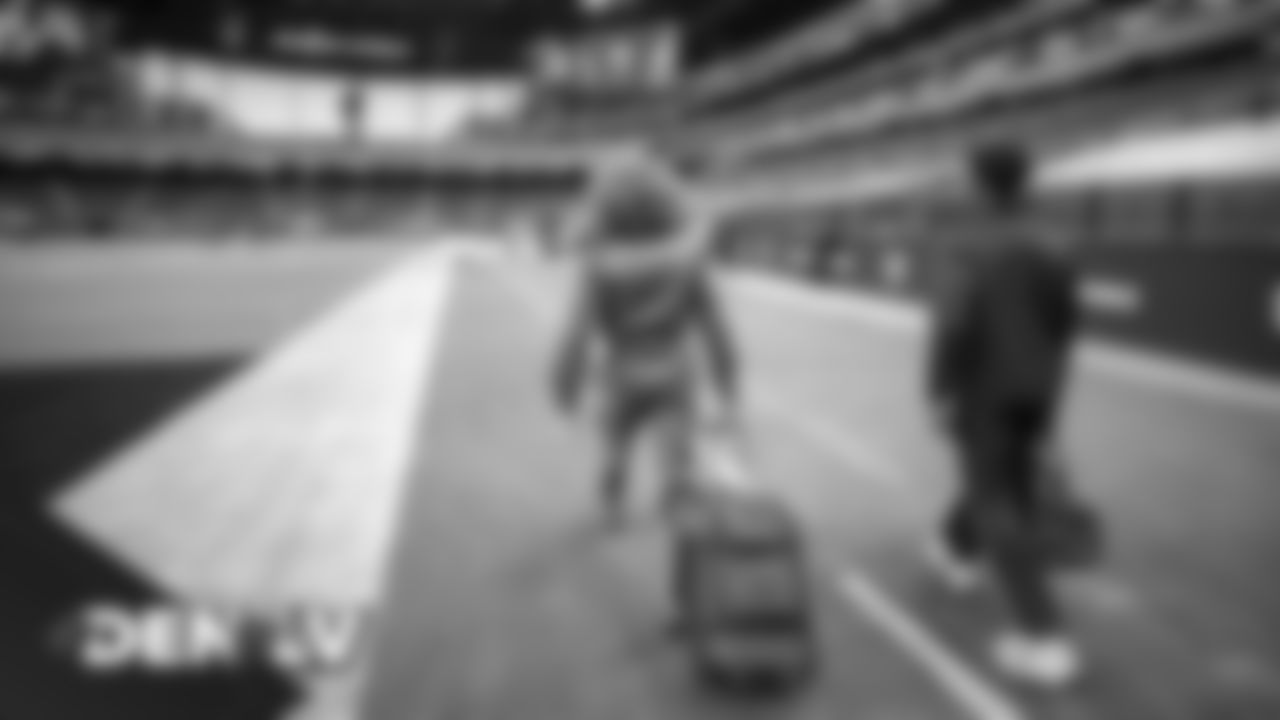 Phillip Lindsay arrives at the stadium before the Broncos' Week 10 game against the Las Vegas Raiders at Allegiant Stadium in Las Vegas, Nevada. (Photo by Austin Brink)