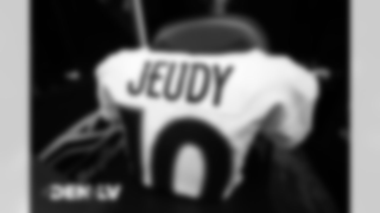 Jerry Jeudy's jersey in the locker room before the Broncos' Week 10 game against the Las Vegas Raiders at Allegiant Stadium in Las Vegas, Nevada. (Photo by Joe Abdellah)