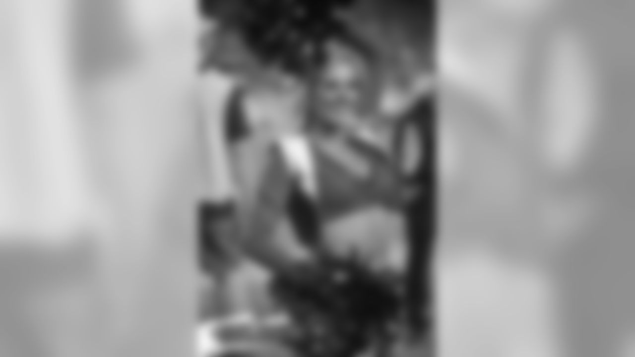Darian Denver Broncos, Cheerleaders, DBC, 2019