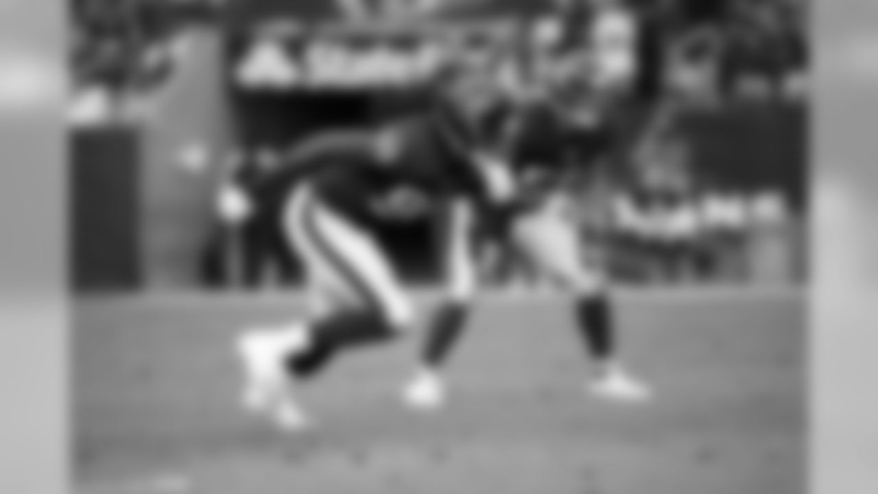 Texans outside linebacker Jadeveon Clowney sprints off the snap to rush against the Bengals' offensive line. The Broncos will play Houston in Week 2 of the 2015 preseason.
