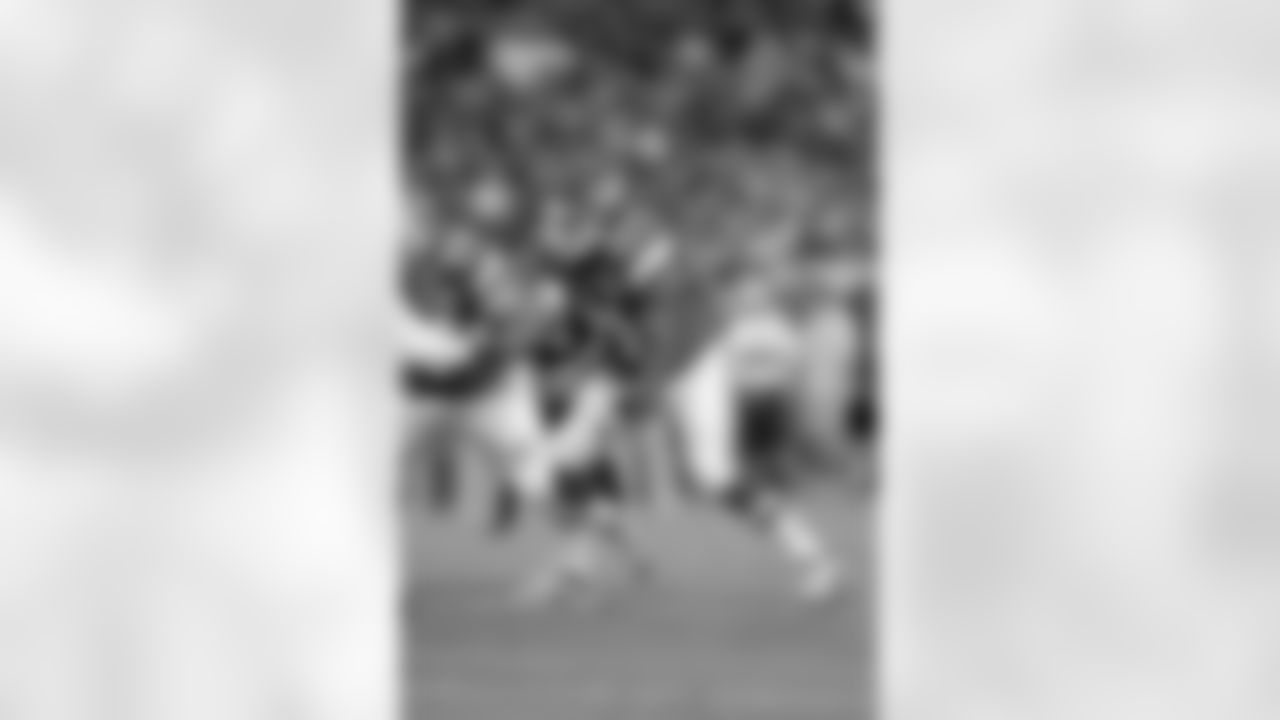 LG 71 Jeff Allen