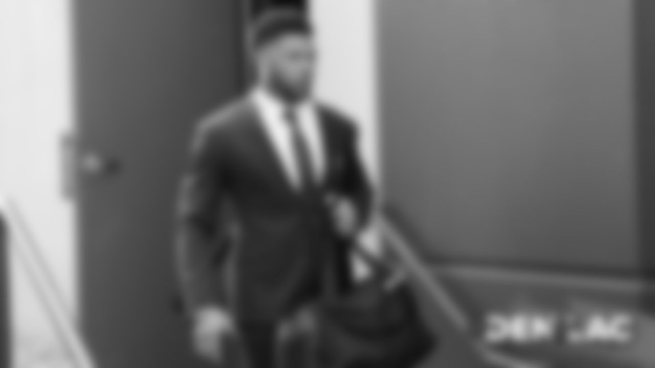 Devontae Booker walks to the bus during the team's travel to California on October 5, 2019 ahead of their Week 5 game against the Los Angeles Chargers. (Photo by Emily Simanskis)