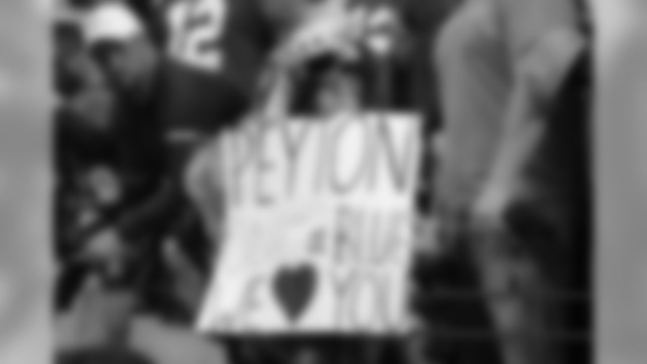 Fans at Lucas Oil Stadium