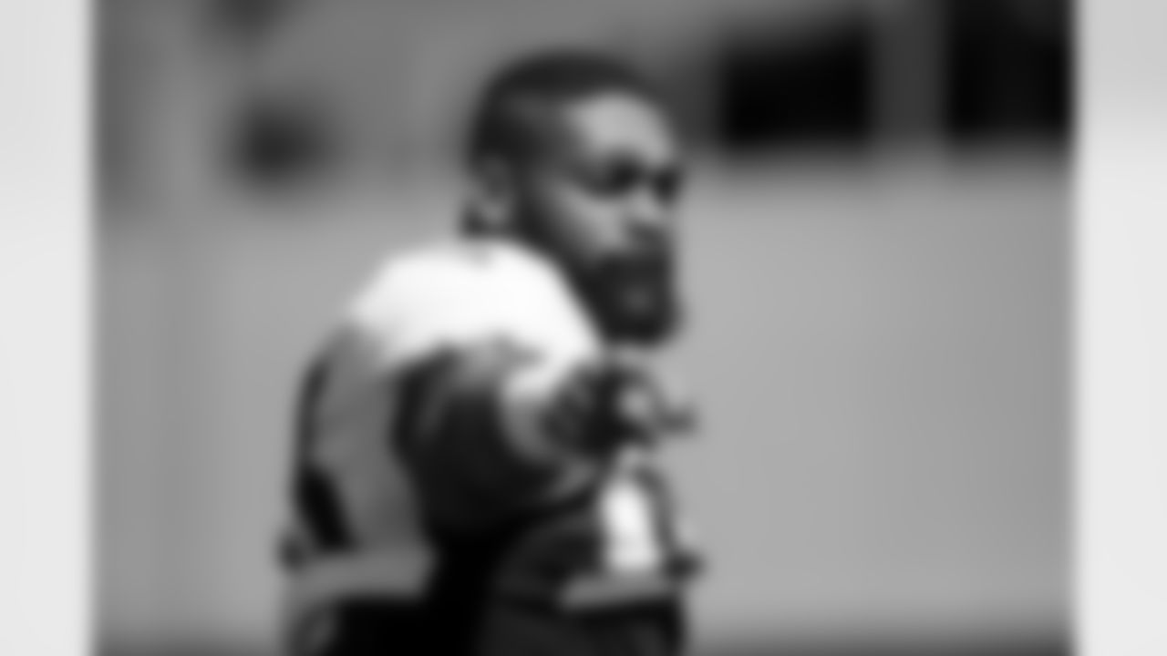 Jonathon Cooper during practice at UCHealth Training Center on August 24, 2021. (Photo by Ben Swanson)