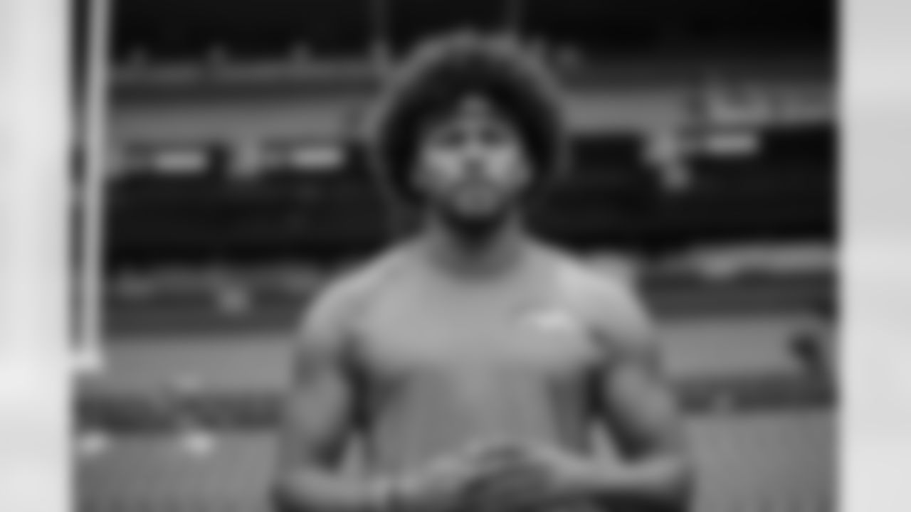 Phillip Lindsay before practice on Day 12 of training camp at Empower Field at Mile High on August 29, 2020. (Photo by Ben Swanson)