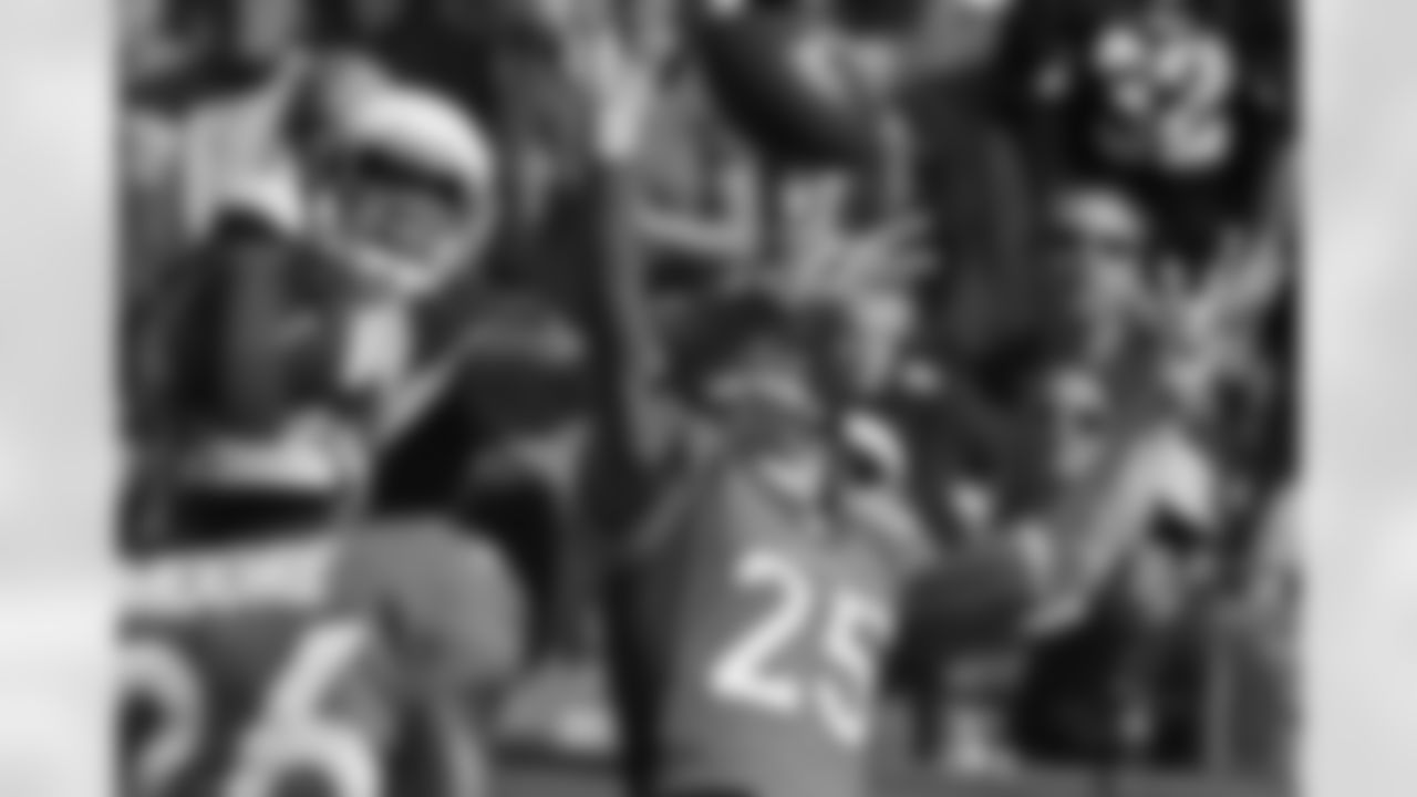 25. Chris Harris Jr.