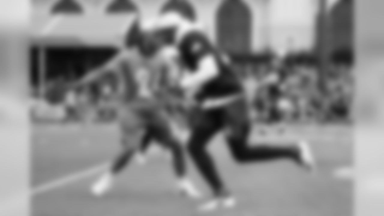 Courtland Sutton runs a route as New England Patriots cornerback Stephon Gilmore (24) defends at the second day of practice at the 2020 Pro Bowl on January 23, 2020 at the ESPN Wide World of Sports Complex in Orlando, Florida. (Photo by Ben Swanson)