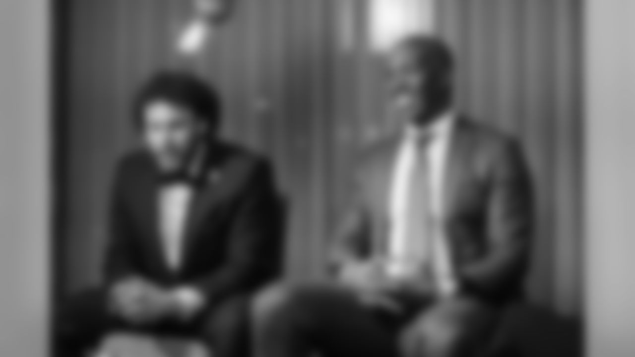 Phillip Lindsay joined forces with fellow Colorado native-turned-sports star Chauncey Billups to give the keynote speech for the Porter-Billups Leadership Academy Gala on February 8, 2020. (Photo by Jeremy Rincon/DenverBroncos.com)