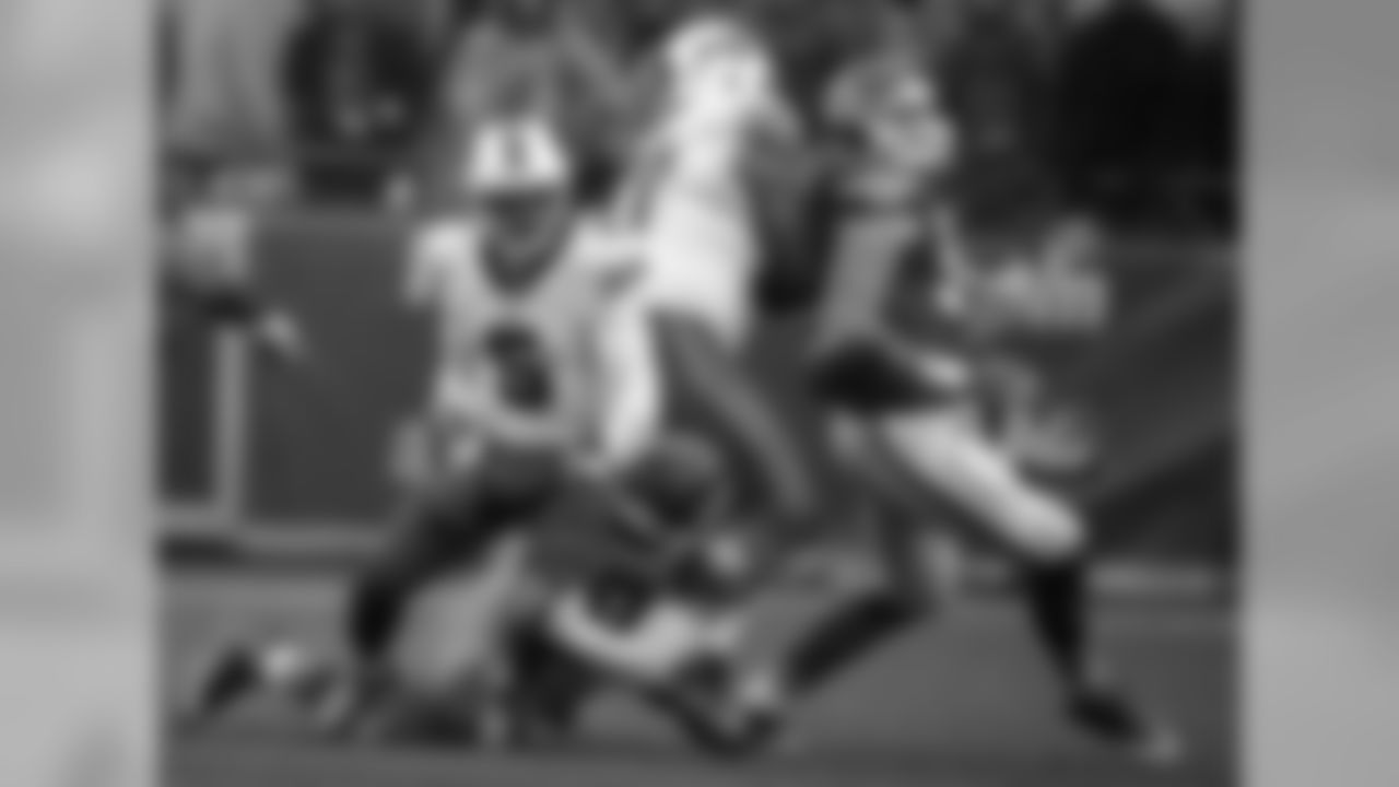 The Chiefs defense couldn't get to the quarterback as often they usually do, but when they did they forced two fumbles on QB Tyrod Taylor.
After losing five in a row following their season opener, Kansas City wasn't thought to be much of a contender, but they had won four straight to get them back to a .500 record.