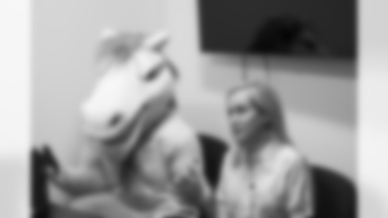 Miles and Angela Kinsey during the filming of the schedule release video on Thursday, April 27, 2023 at Broncos Training Facility in Englewood, Colorado.
Photo by Gabriel Christus / Denver Broncos