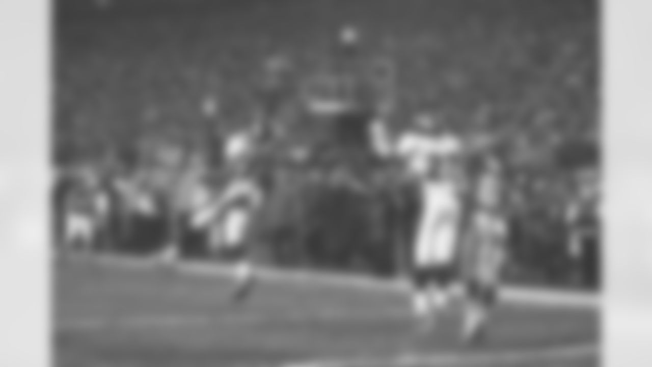 Kansas City: Darrien Gordon sealed the fate of the Chiefs with a last-second pass (11 remaining) deflection near the endzone on fourth down against the Kansas City Chiefs at Arrowhead Stadium in Kansas City, MO on January 4, 1998.