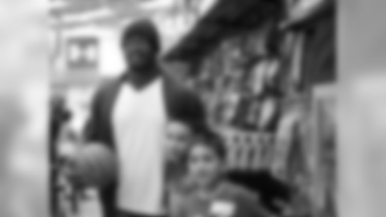 Von Miller at the 2013 Shop with a Bronco event.