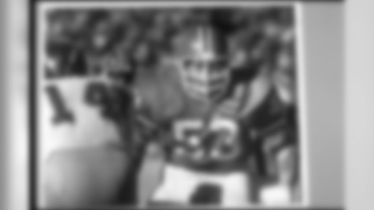 LB Randy Gradishar entered the Ring of Fame in 1989.