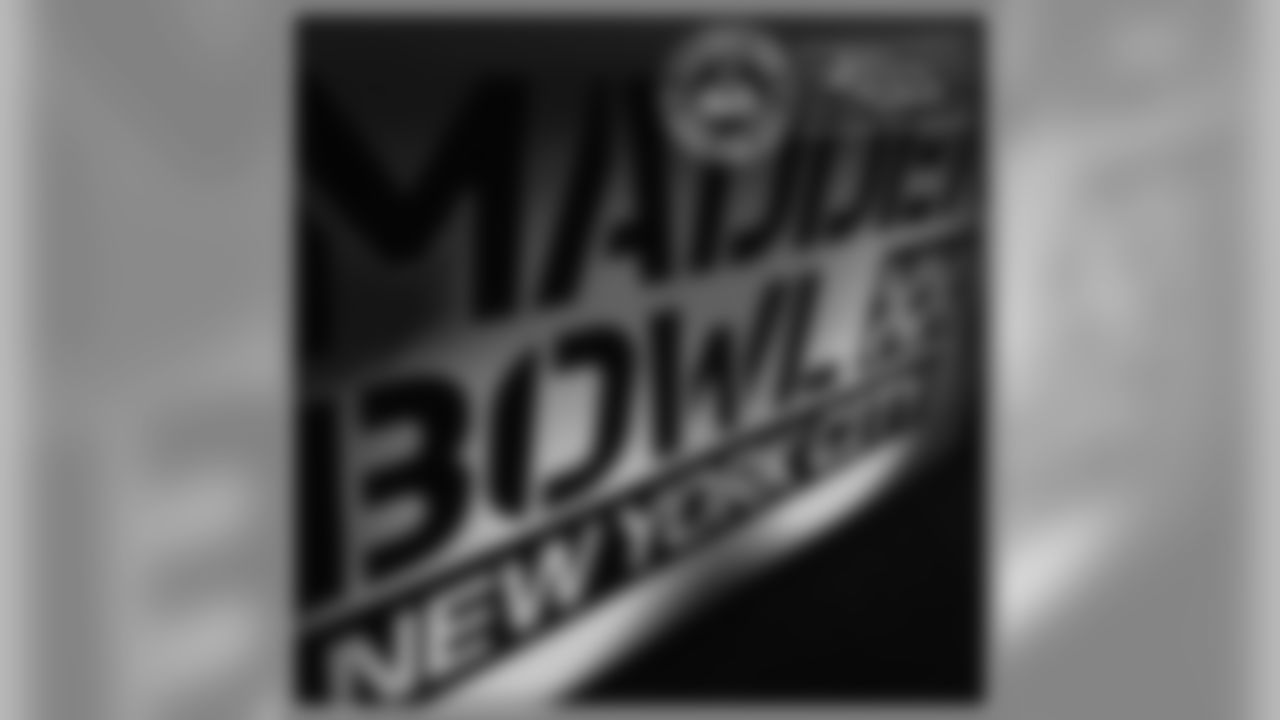 http://www.denverbroncos.com/news-and-blogs/article-1/Super-Bowl-Postcards-Madden-Bowl-XX/f890ad92-a15c-46a2-8352-f90df33a4b18