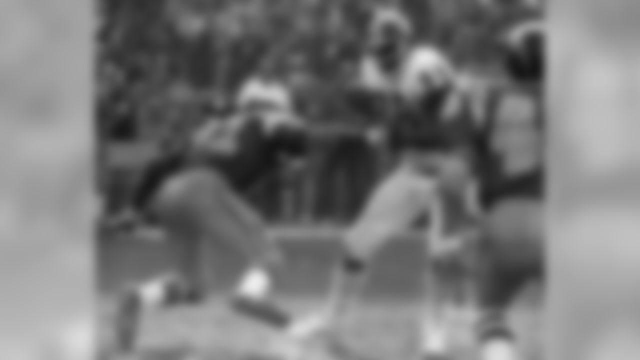 Drafted by the Broncos in the first round of the 1972 NFL Draft with the fifth-overall pick, Riley Odoms was a 10-year starter in the NFL who made four Pro Bowls and had two first-team All-Pro selections. (AP Photo/NFL Photos)
